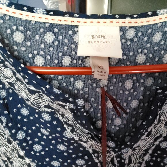 Knox Rose Womens XL Blouse Blue & White Floral Print Rayon Short Sleeve - Picture 7 of 12